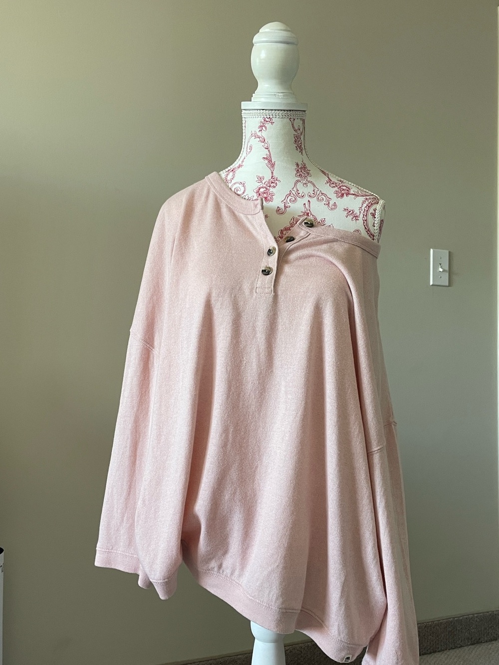 Roots Women's Light Pink Off-Shoulder Henley Sweatshirt